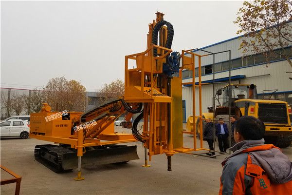 宏潤機(jī)械護(hù)坡錨固鉆機(jī)發(fā)往陜西榆林
