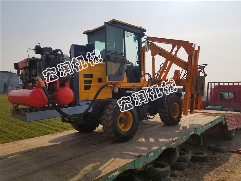 宏潤(rùn)機(jī)械護(hù)欄打拔鉆一體機(jī)發(fā)往陜西寶雞