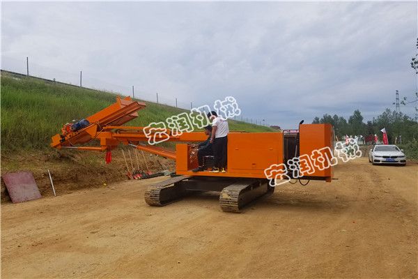 8米基坑支護鉆機棗莊施工現(xiàn)場？宏潤機械